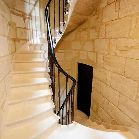 Au Coeur De - Et Cave à Vin
