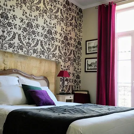 Couette-café Au Coeur De - Et Cave à Vin Bordeaux