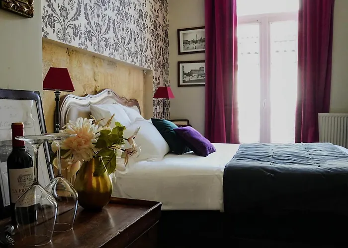 Au Coeur De Bed & Breakfast 4*