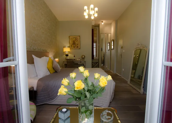 Au Coeur De 4* Bordeaux